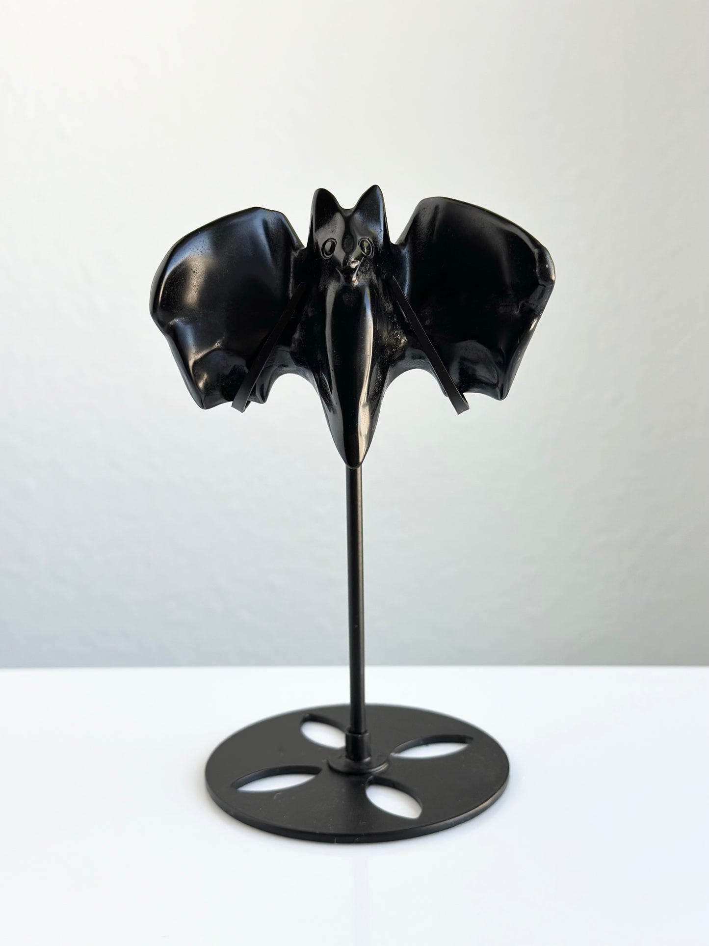 Obsidian | Bat on Stand
