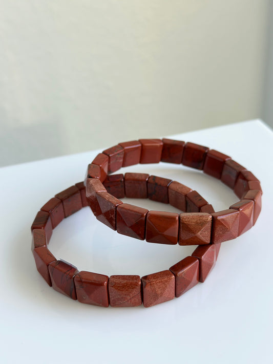 Red Jasper Faceted Cube | 12mm