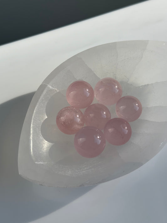 Rose Quartz | Mini Spheres