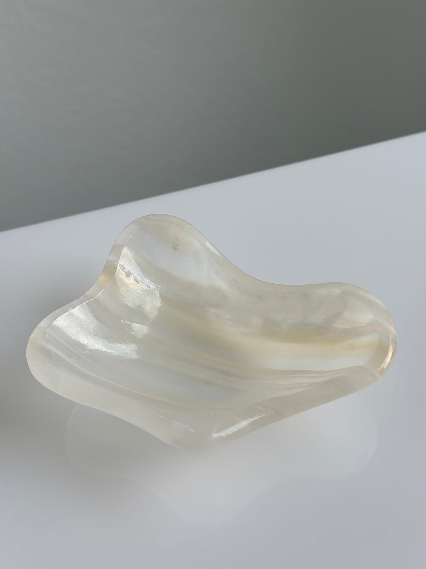 White Onyx | Bowl 01