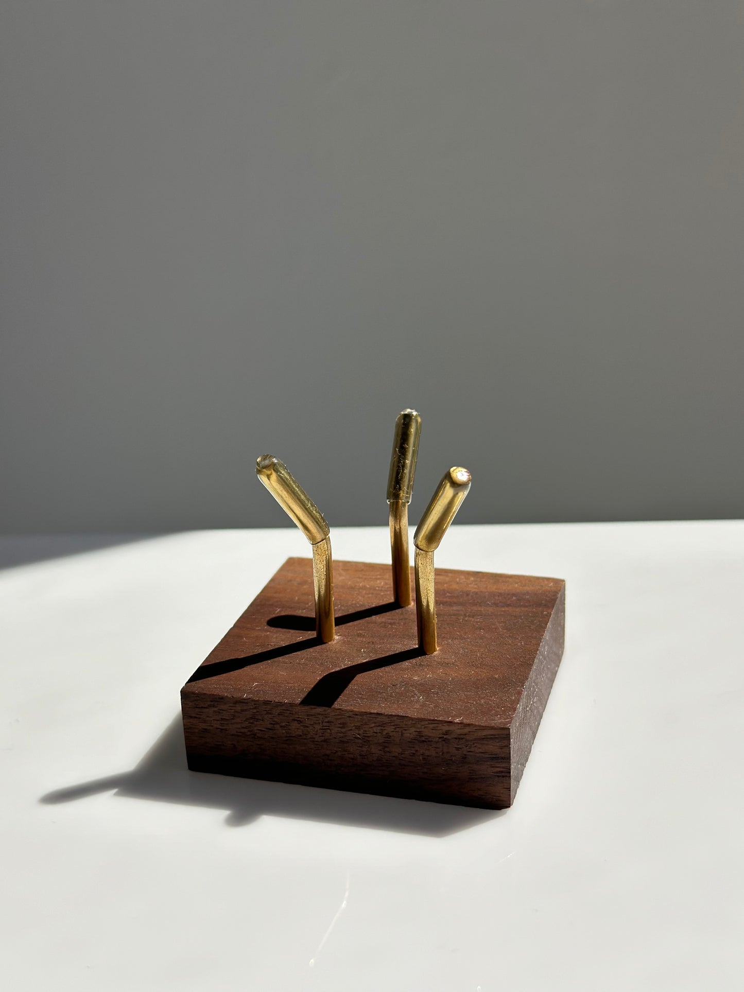 Wood | Three Prong Stand