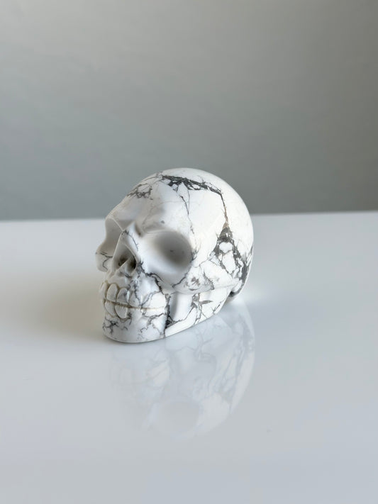 Howlite | Skull 01