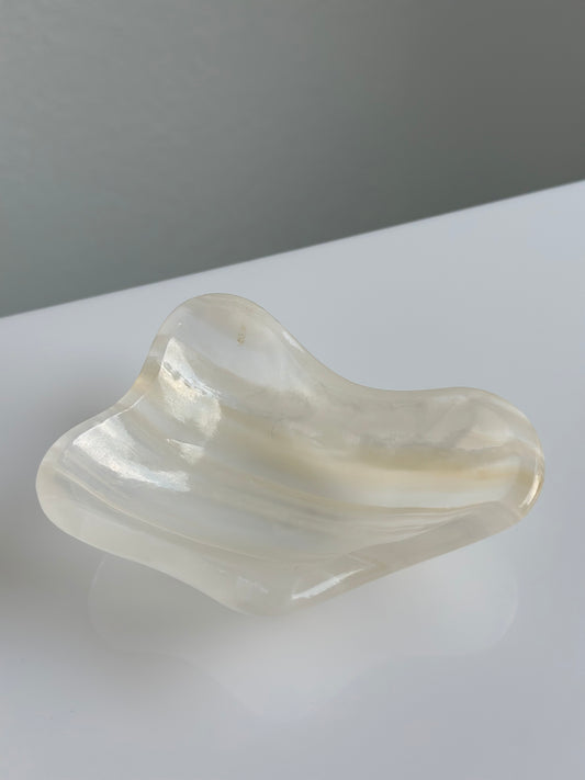 White Onyx | Bowl 01