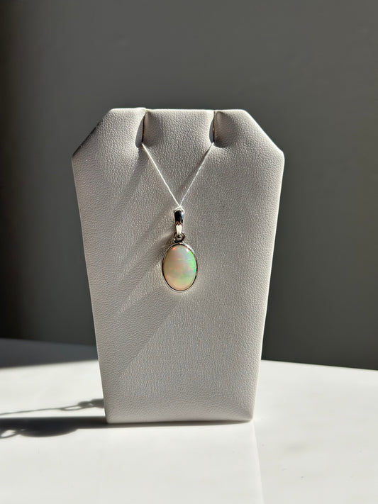 Opal | Pendant