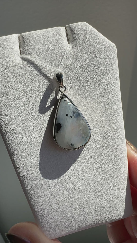 Rainbow Moonstone | Pendant